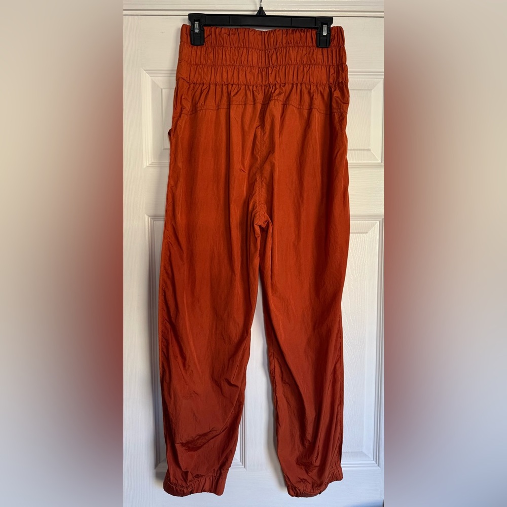 FP MOVEMENT Free People Way Home Rust High Rise Cinched Active Joggers Pants M - Picture 9 of 13